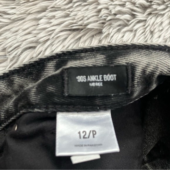 Express size 12P Jeans Black Distressed Ankle Boot - Picture 3 of 12